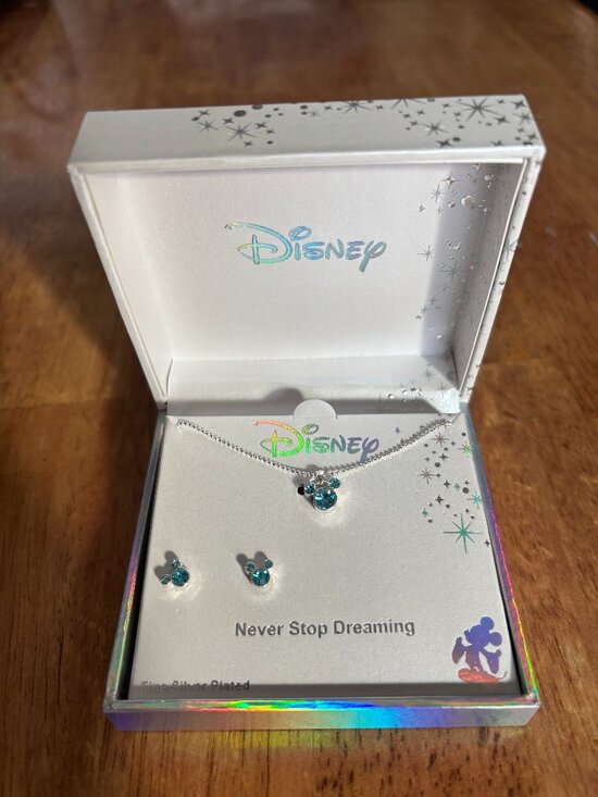 Disney Minnie Earrings & Necklace - Picture 1 of 3